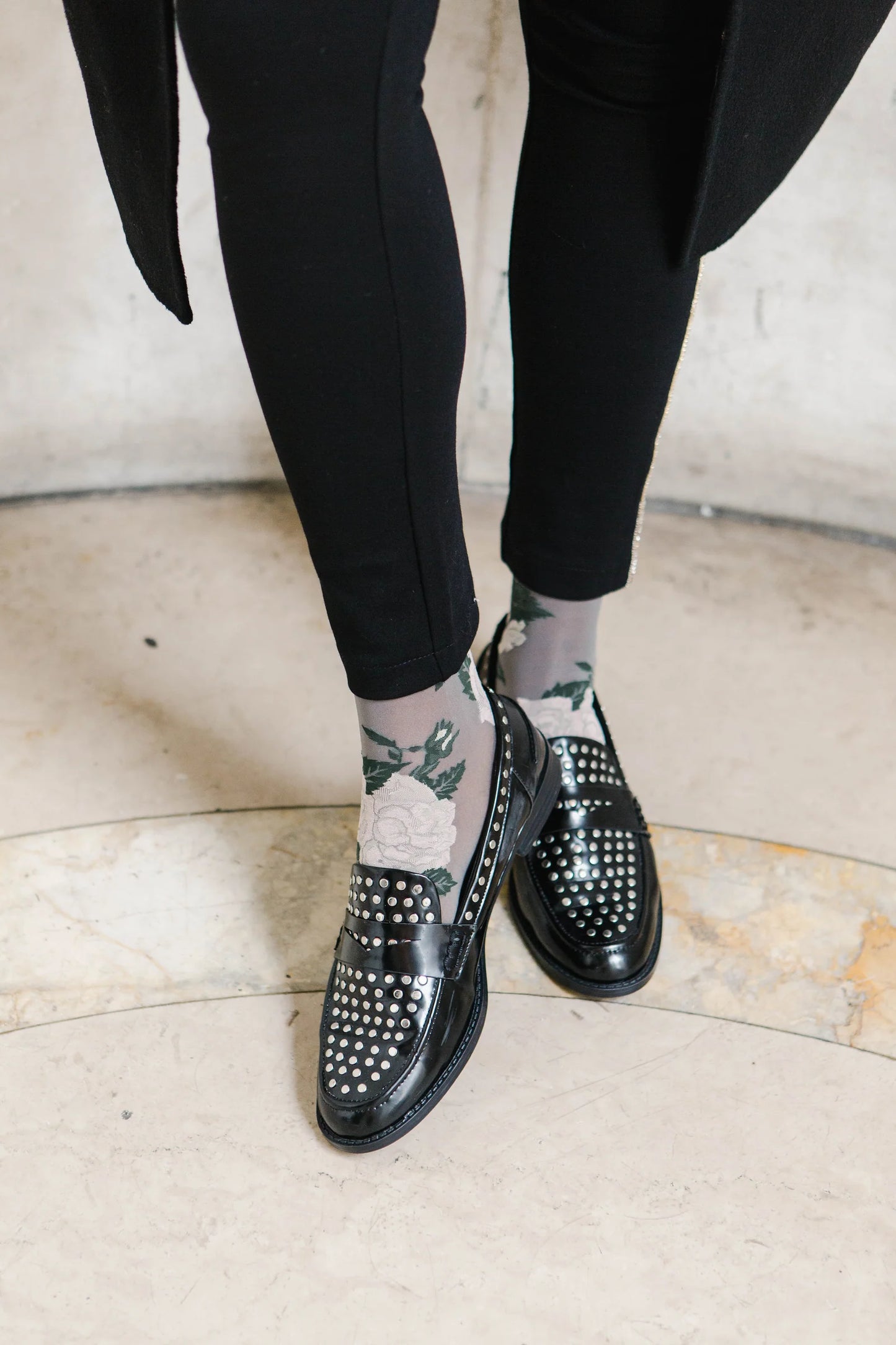 BEAUTY ROSE GARDEN SHEER SEE-THROUGH ANKLE SOCKS