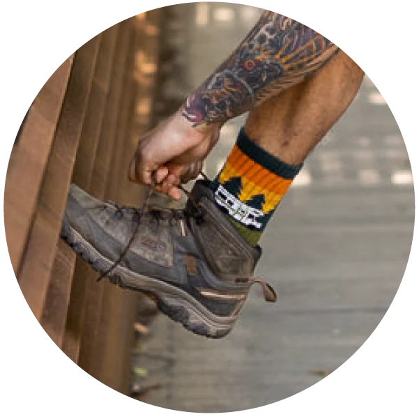 RV THERE YET? MERINO WOOL MEN'S CREW SOCKS