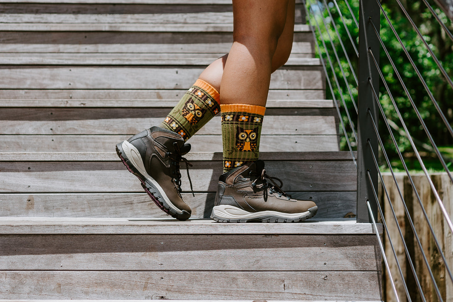 OWL ALERT MERINO WOOL WOMEN'S CREW SOCKS