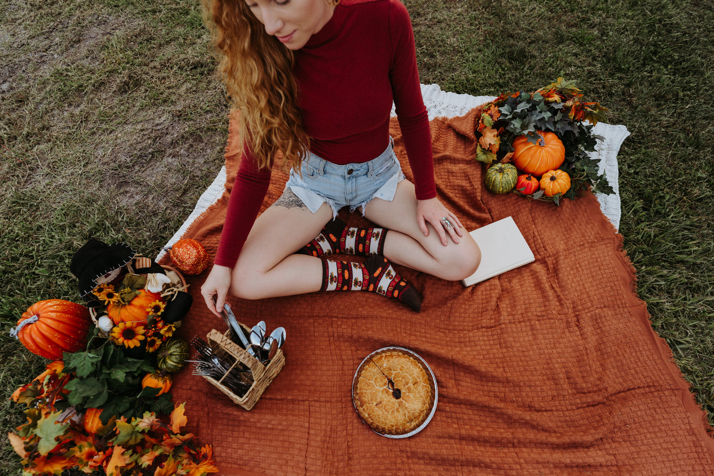 GOBBLE GOBBLE WOMEN'S CREW SOCKS