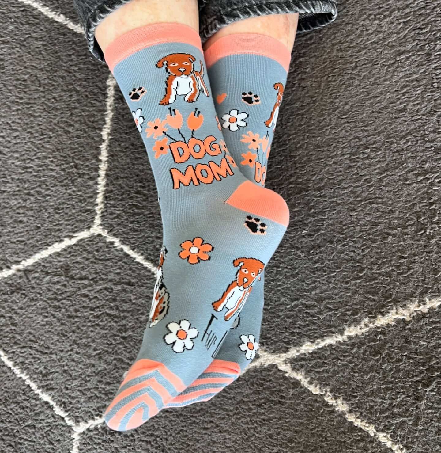 DOG MOM WOMEN'S COTTON CRERW SOCKS