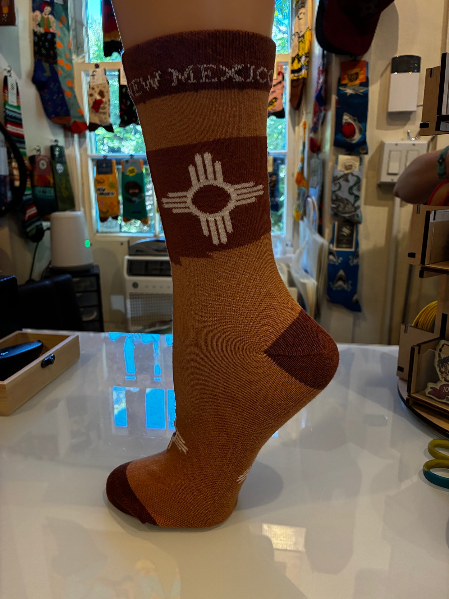ZIA NM BROWN UNISEX COTTON CREW SOCKS