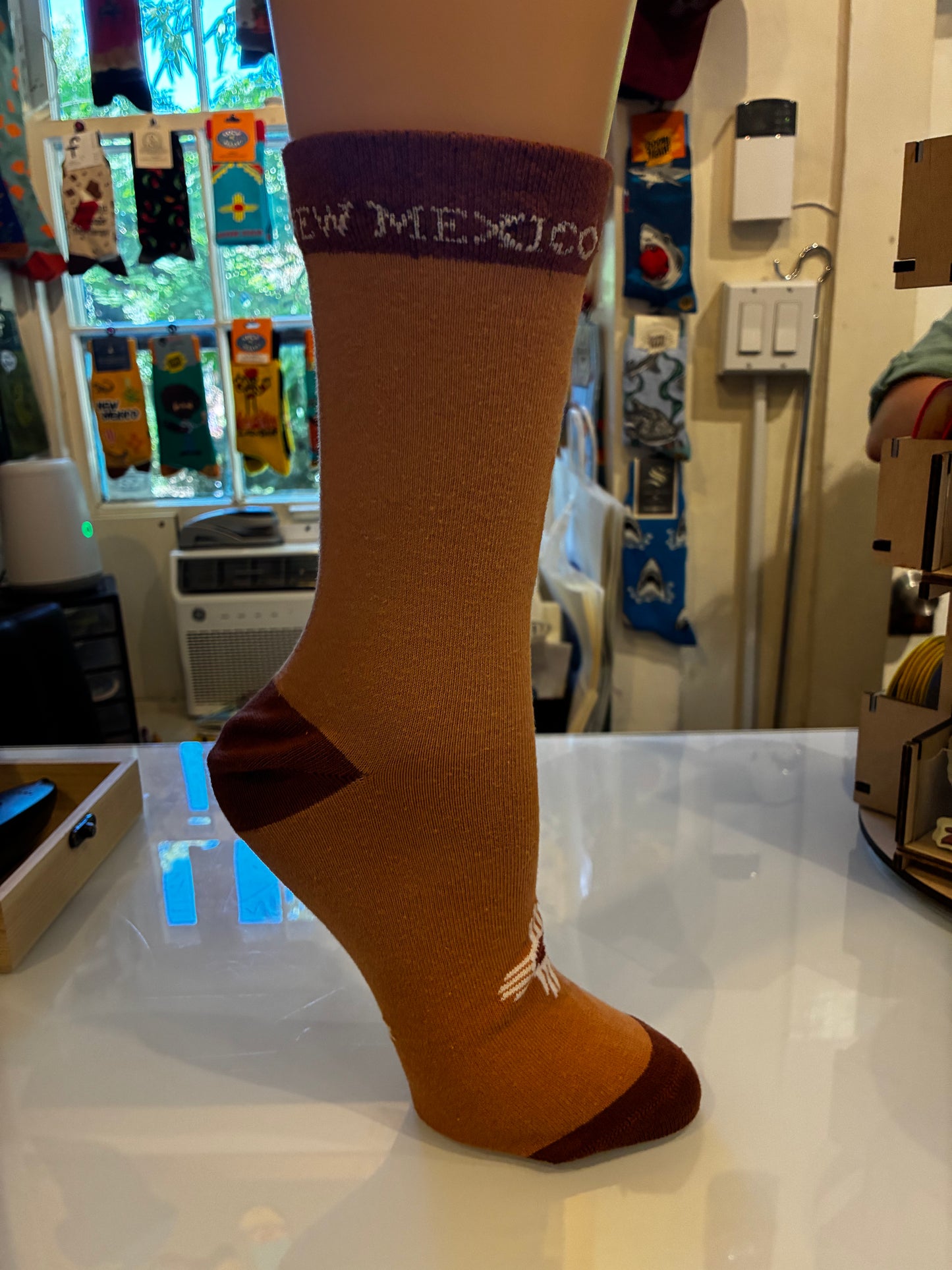 ZIA NM BROWN UNISEX COTTON CREW SOCKS