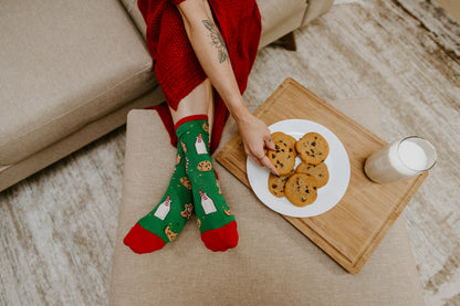 SANTA'S MILK AND COOKIES WOMEN'S COTTON CREW SOCKS