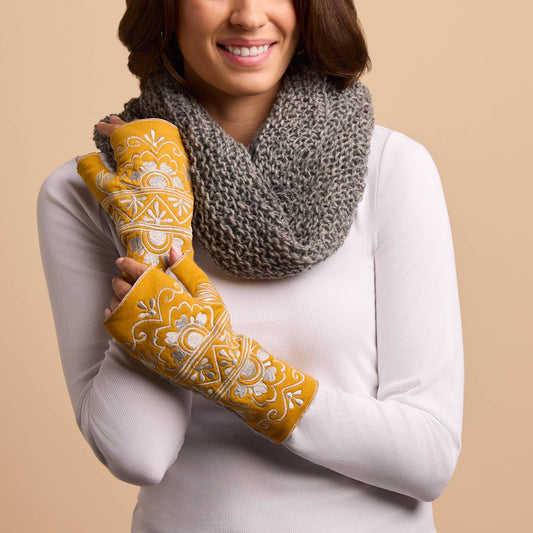 Lawsone Marigold Fingerless Fleece Gloves | Knit Gloves